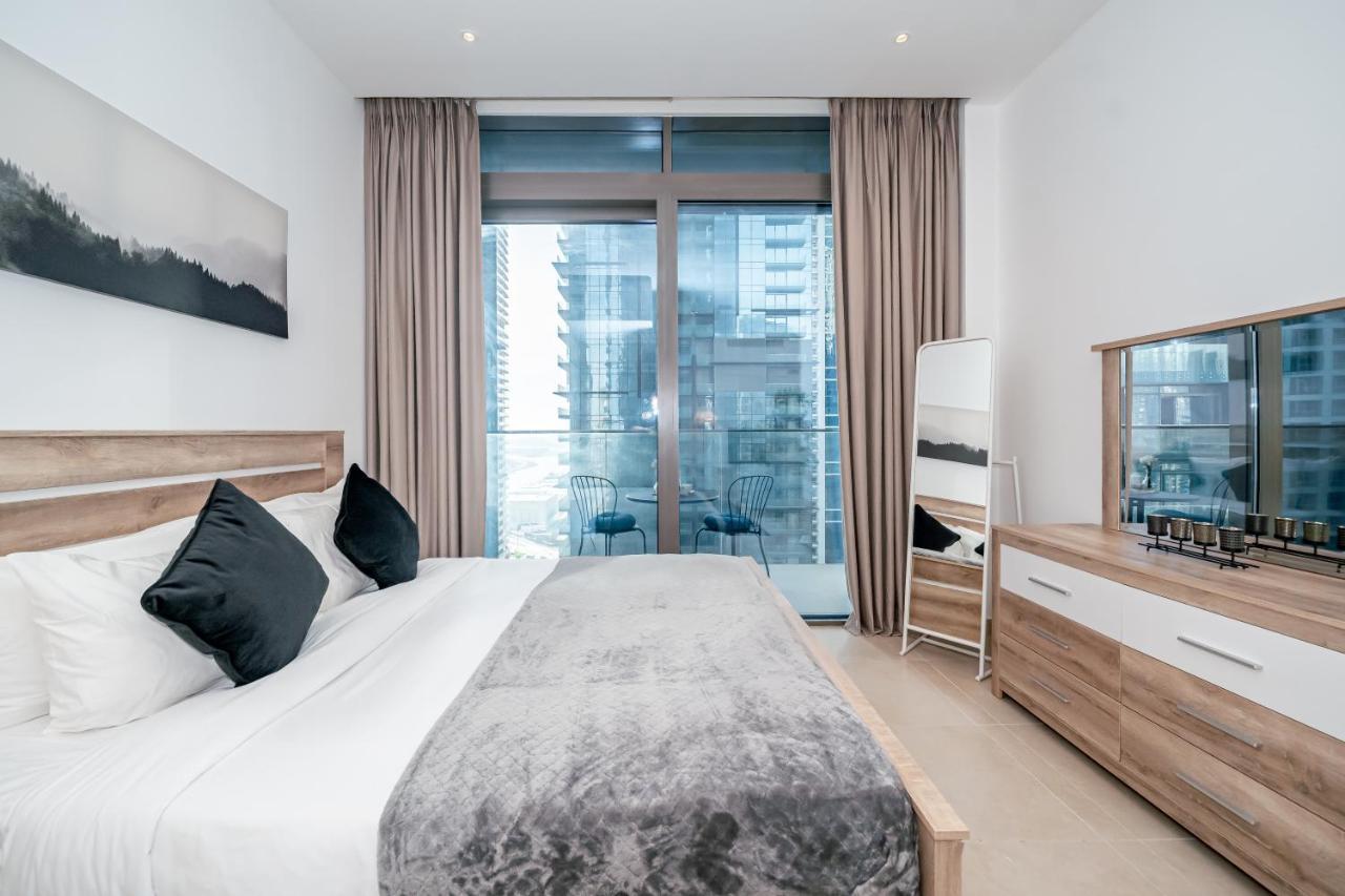 Higuests - Unique Studio With Stunning Panoramic Marina Views Dubai Bagian luar foto