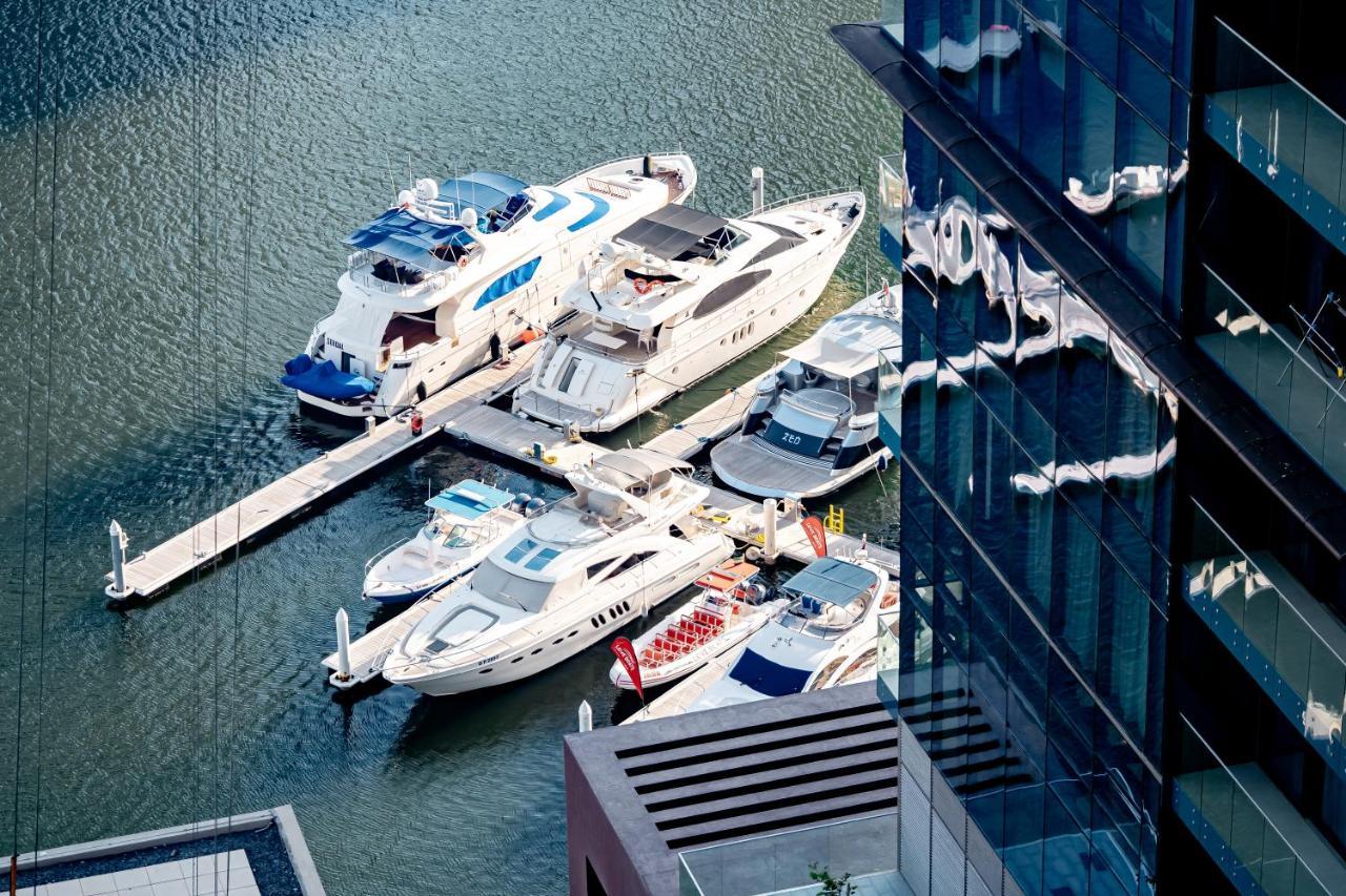 Higuests - Unique Studio With Stunning Panoramic Marina Views Dubai Bagian luar foto